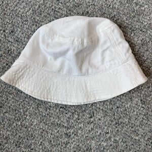 White bucket hat